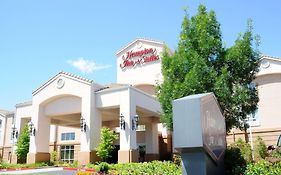 Hampton Inn & Suites Redding